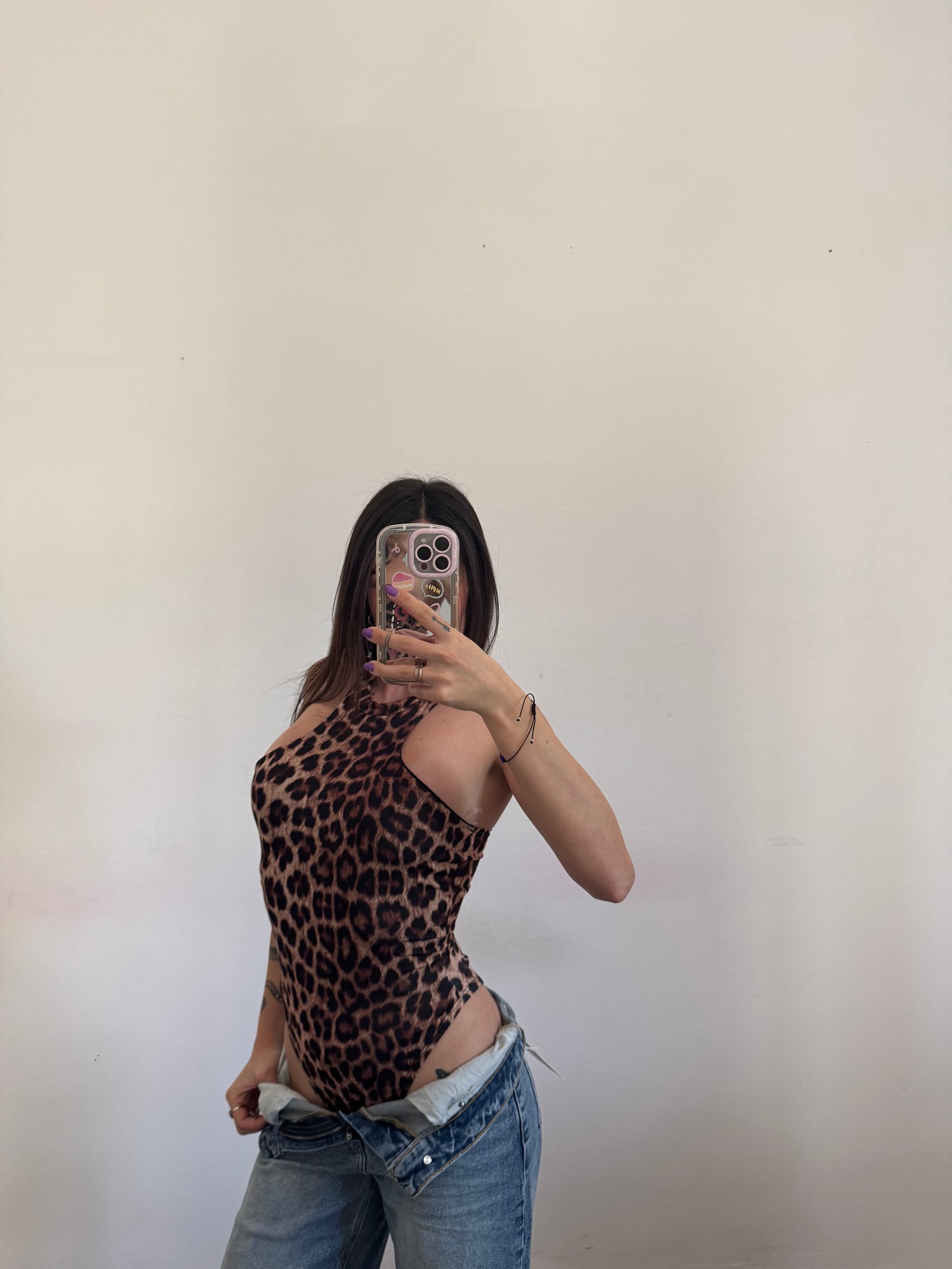 BODY NICOLE