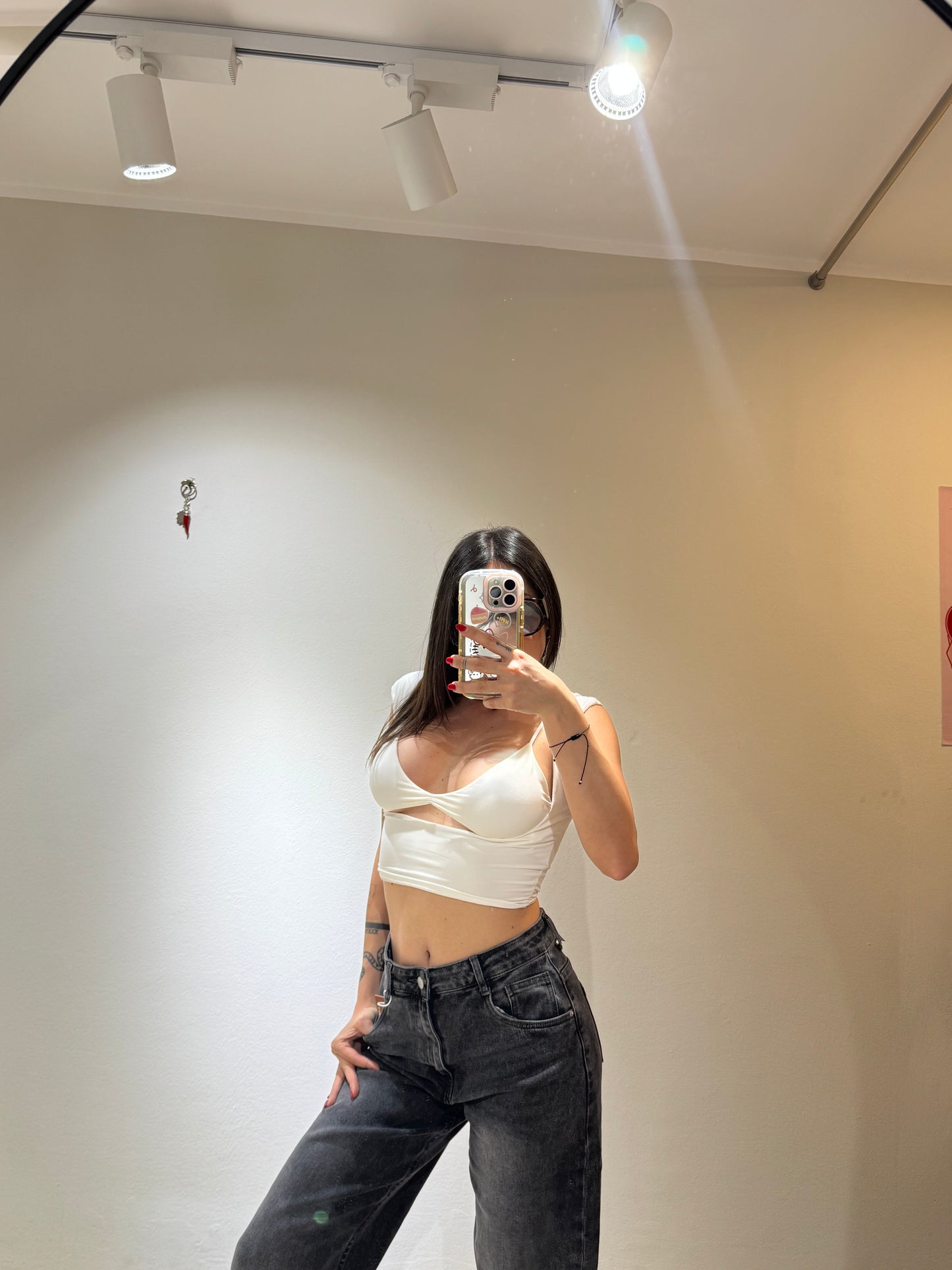 CROP TOP TRIANGLE