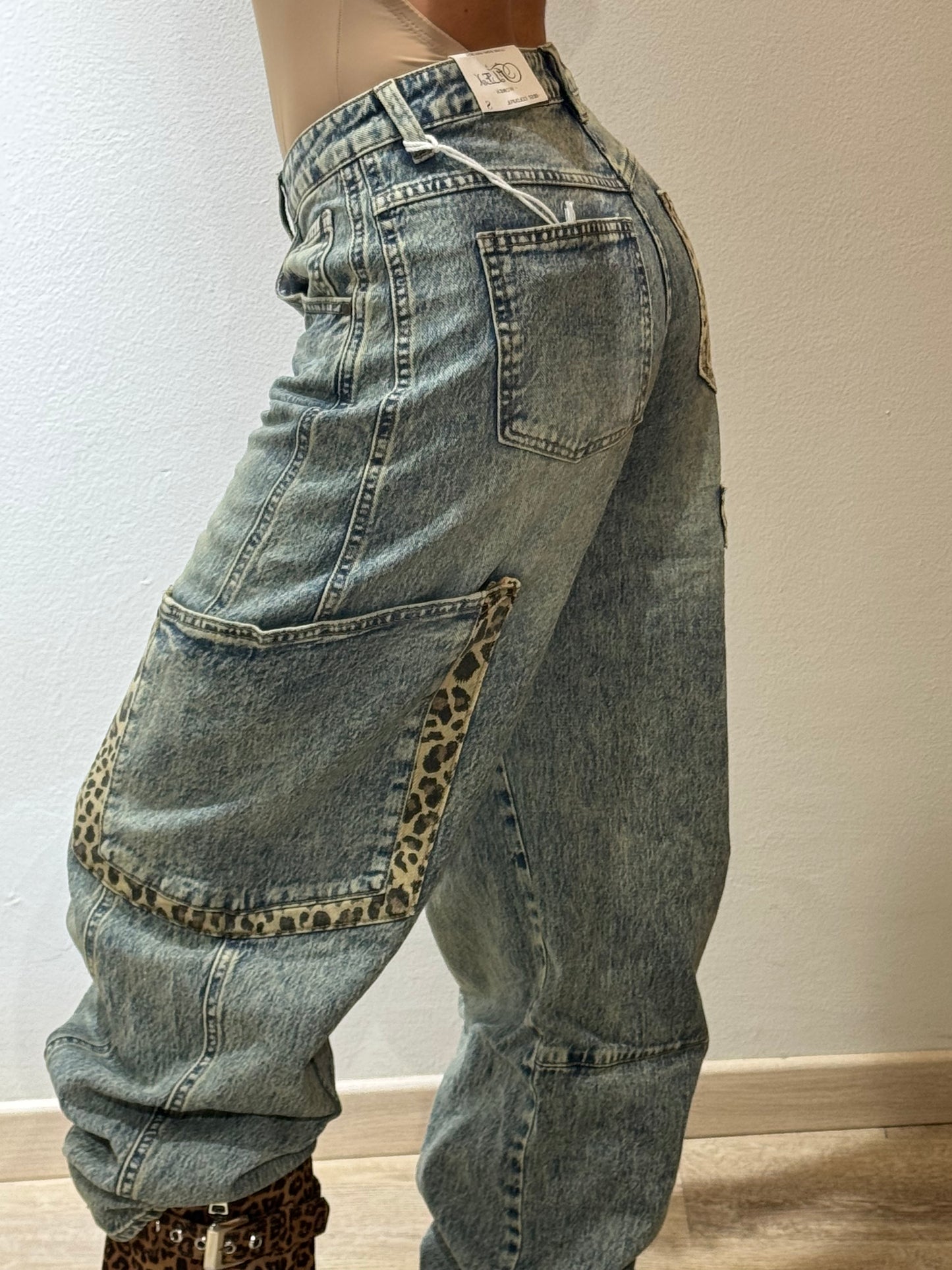 DENIM BALOON LEO