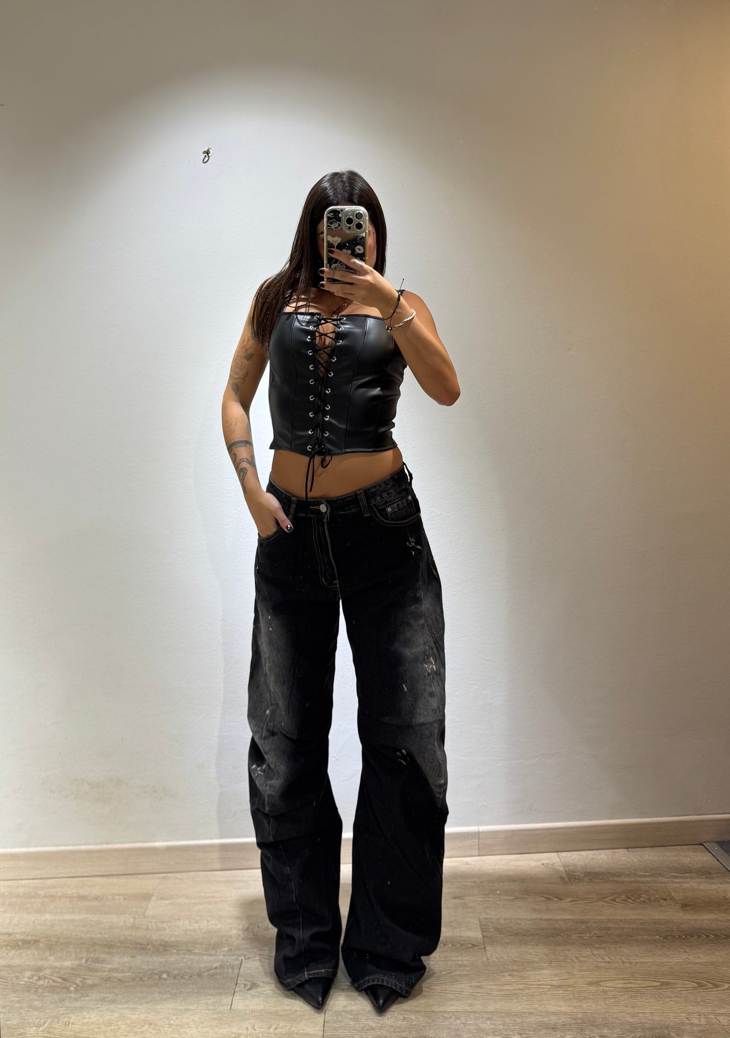 DENIM PAINT BLACK
