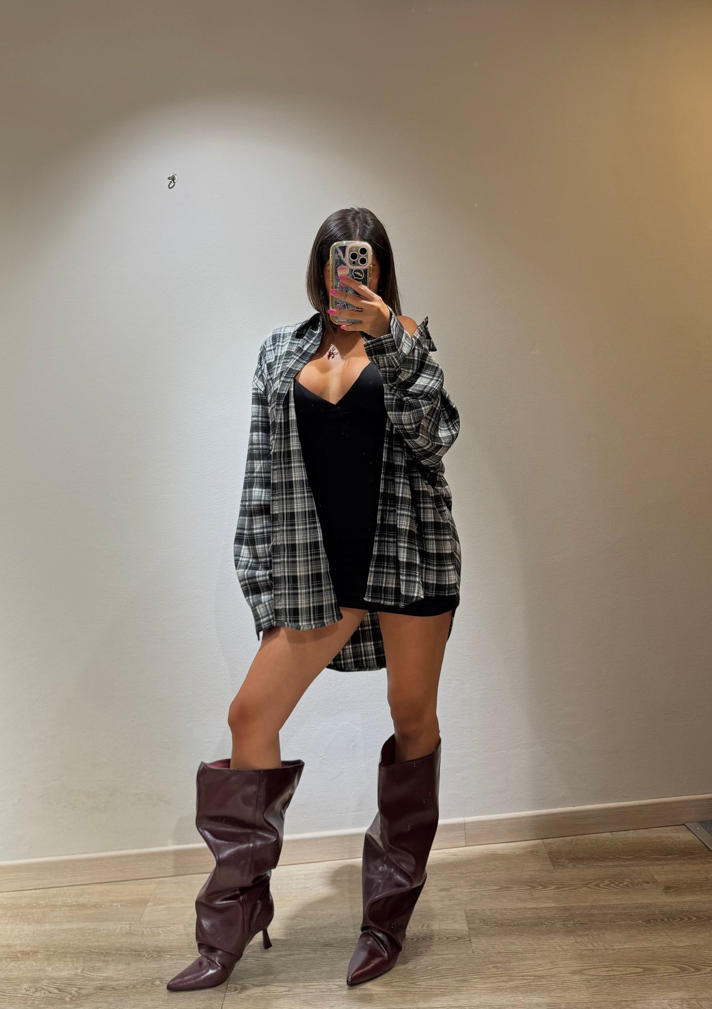 BOOTS WINE LUXURY