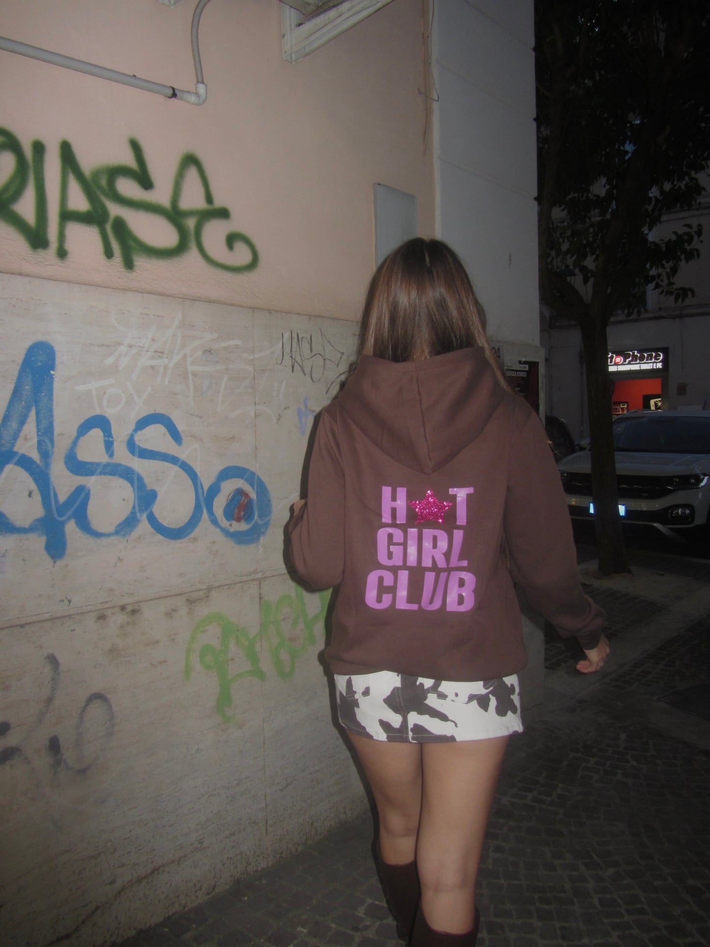 HOODIE HOT GIRL CLUB CHOCO