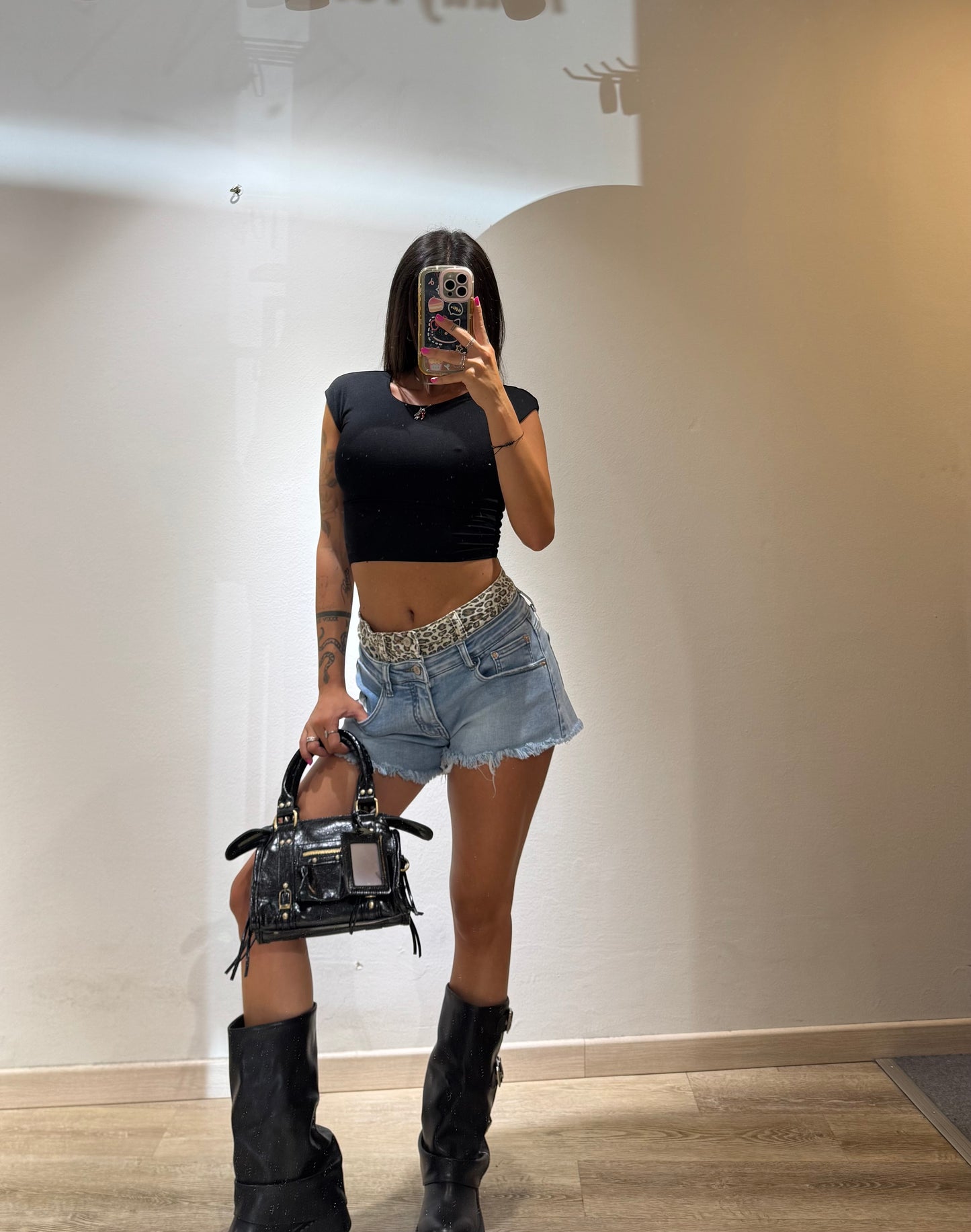 MINI SHORTS LEO