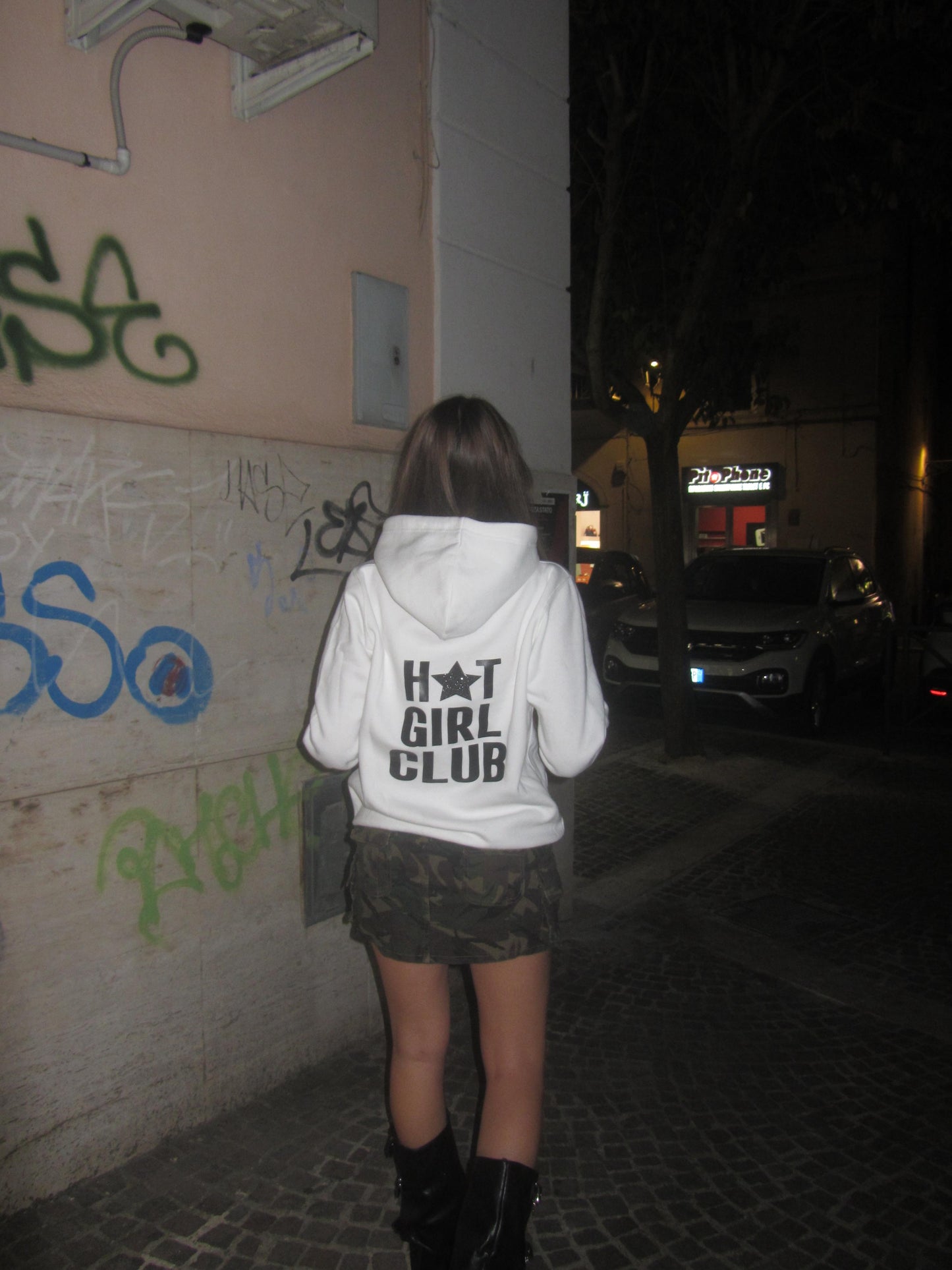 HOODIE HOT GIRL CLUB WHITE