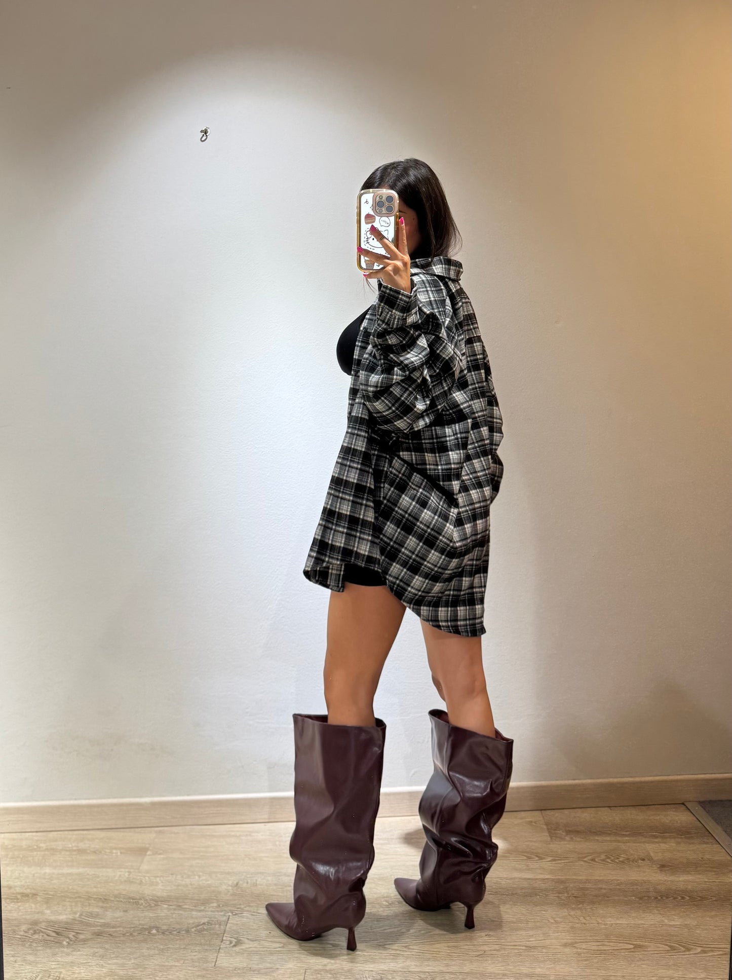 BOOTS WINE LUXURY