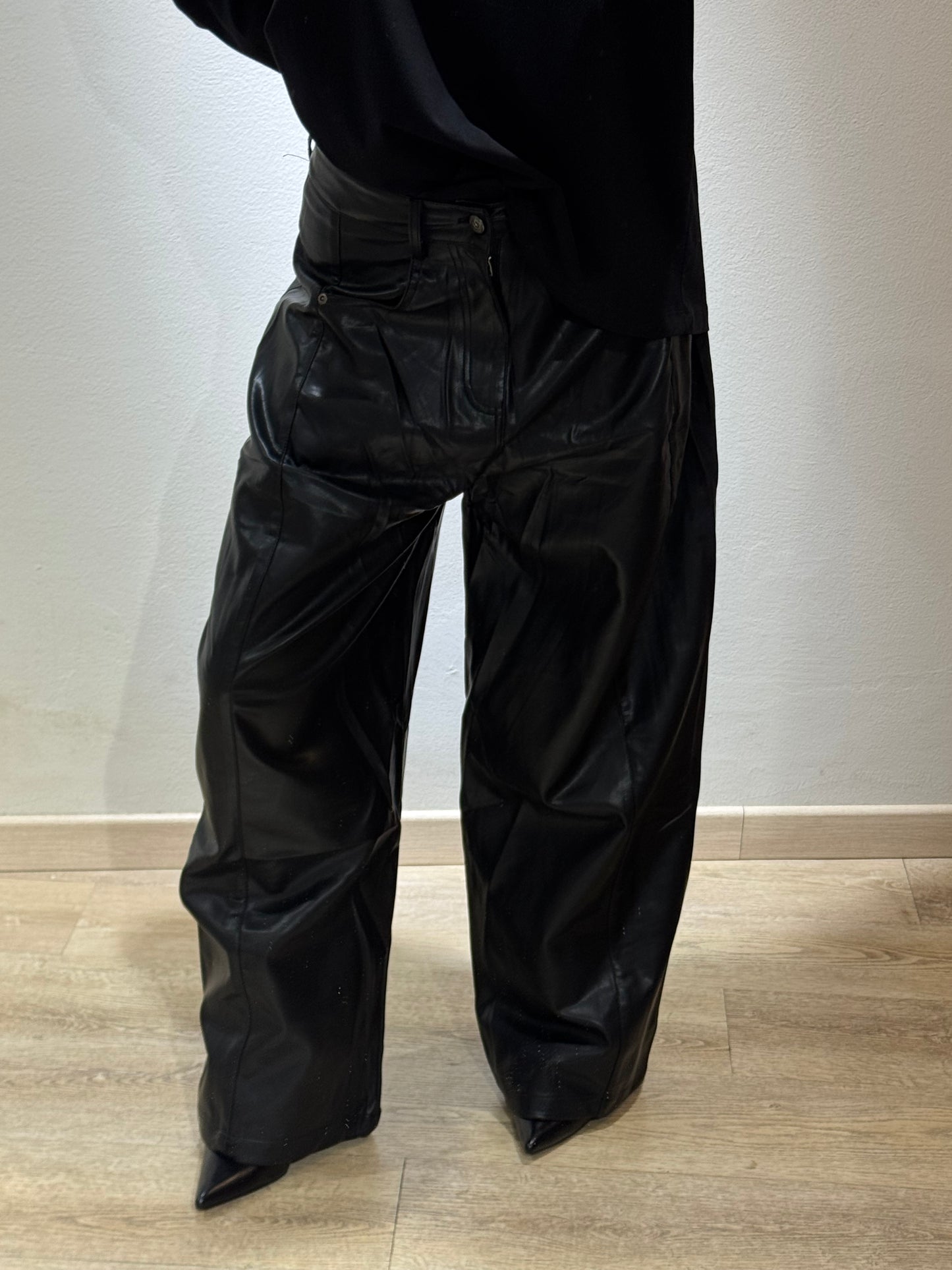 PANTA BALOOON BLACK ECOPELLE