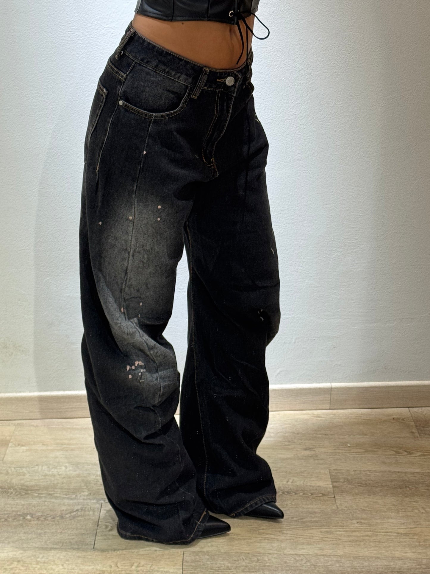 DENIM PAINT BLACK