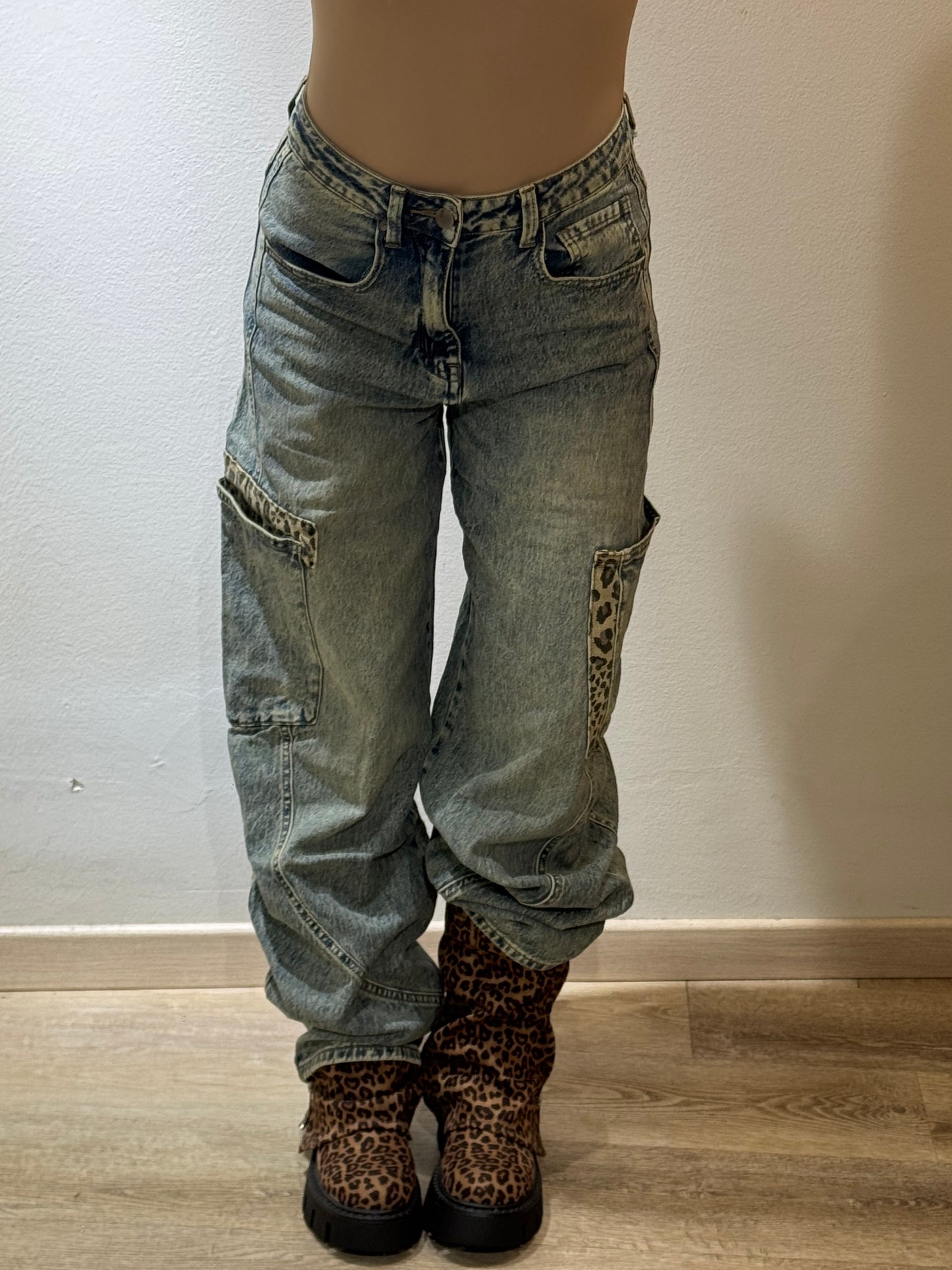DENIM BALOON LEO