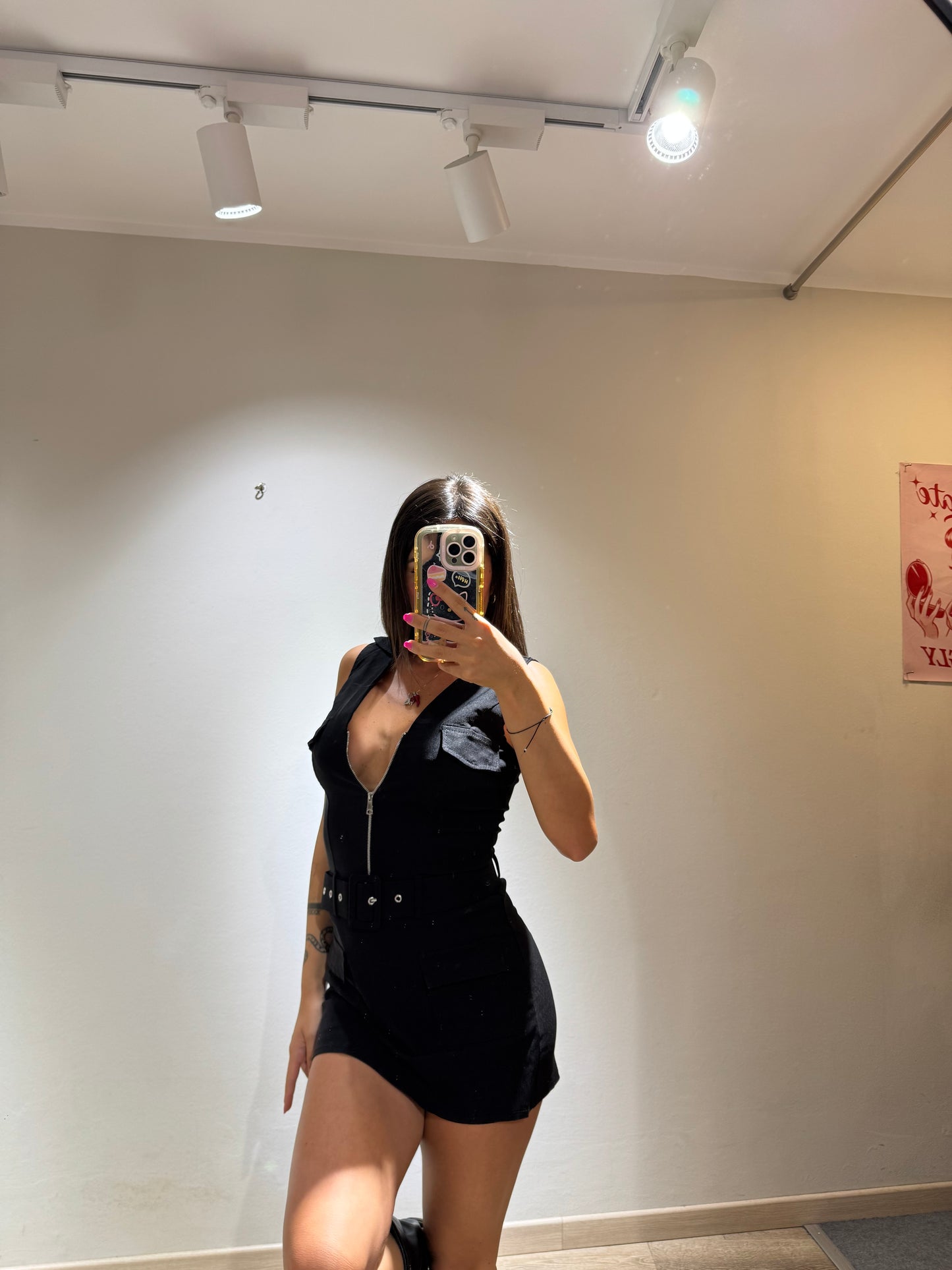 JUMPSUIT VIRAL