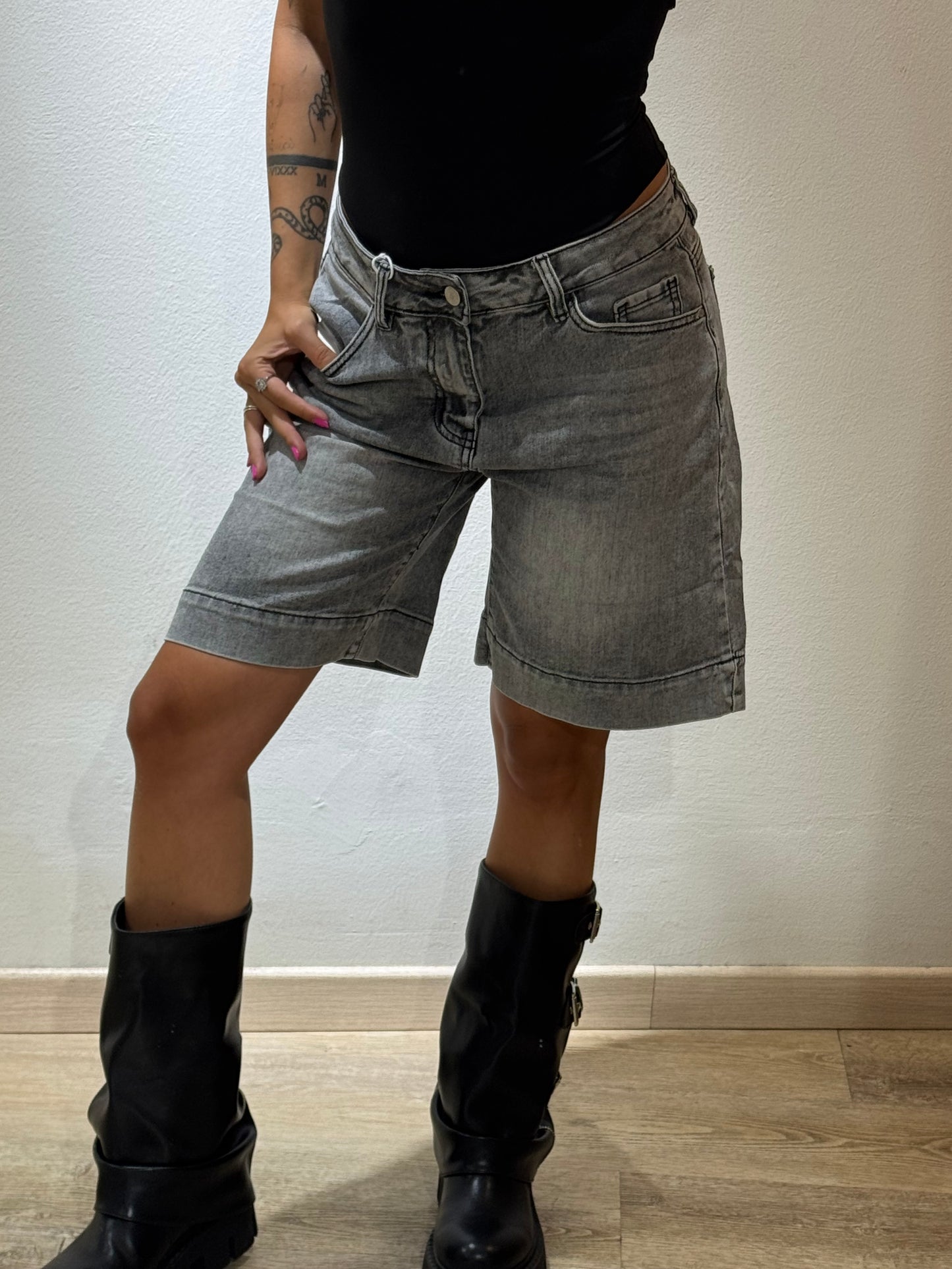 BERMUDA GLITTER POCKET GREY