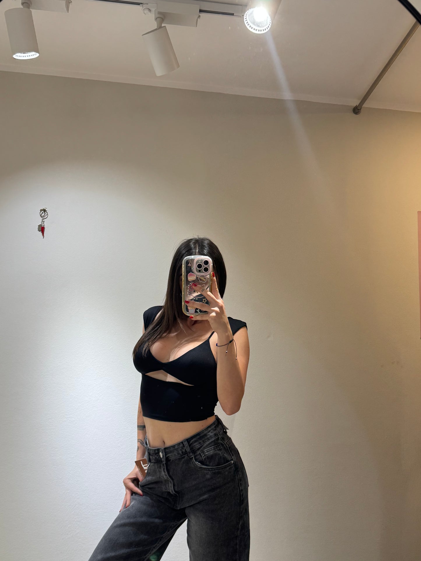 CROP TOP TRIANGLE