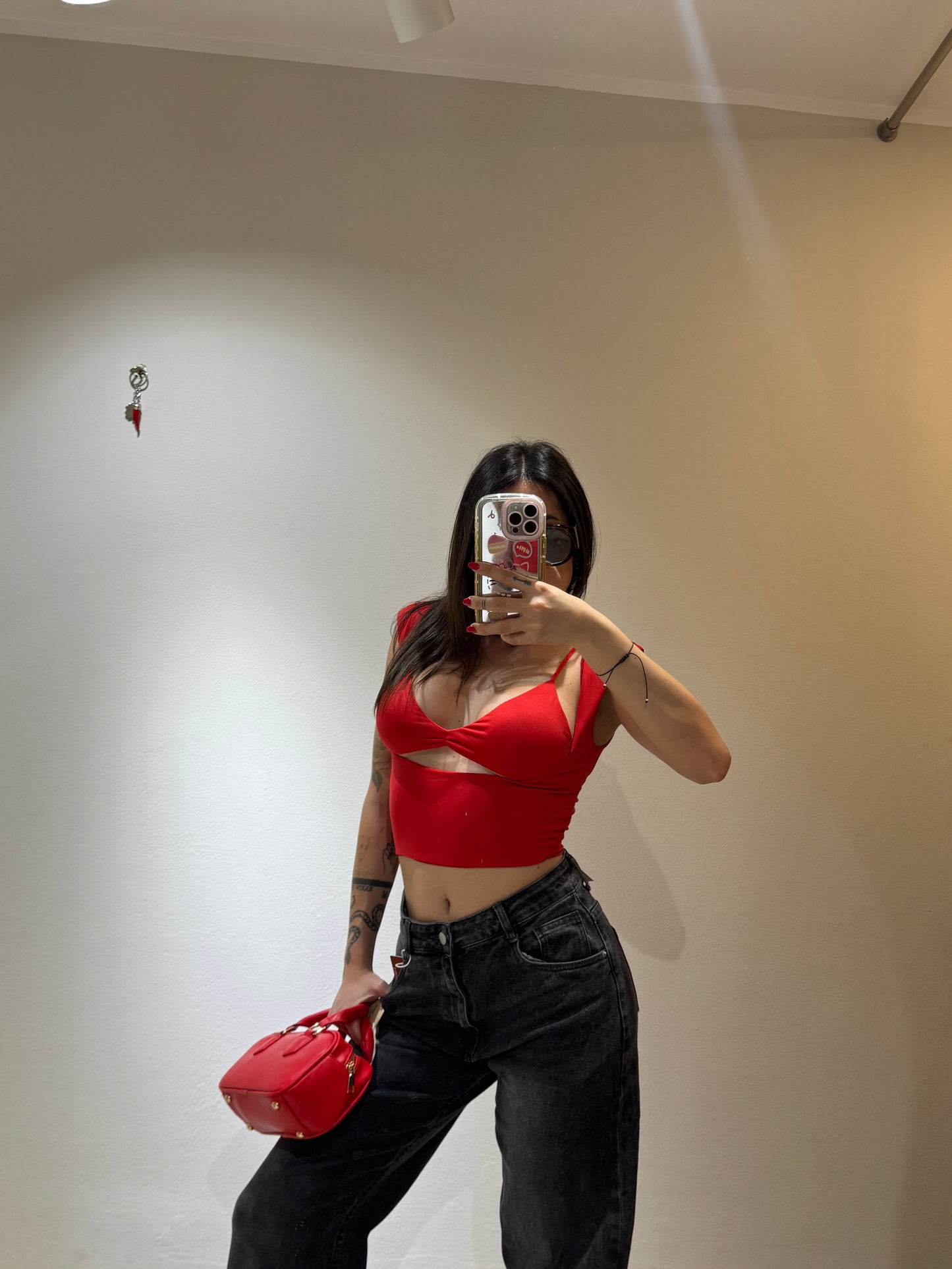 CROP TOP TRIANGLE