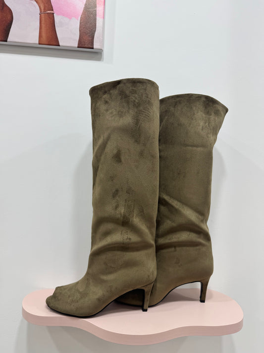 BOOTS CAMOSCIO OLIVE GREEN