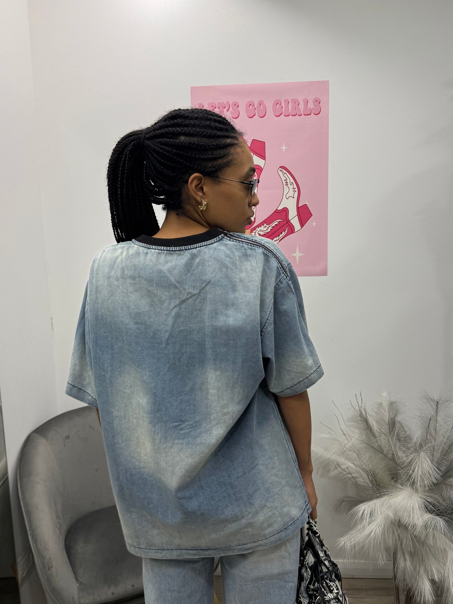 TEE OVER DENIM RICECAKE
