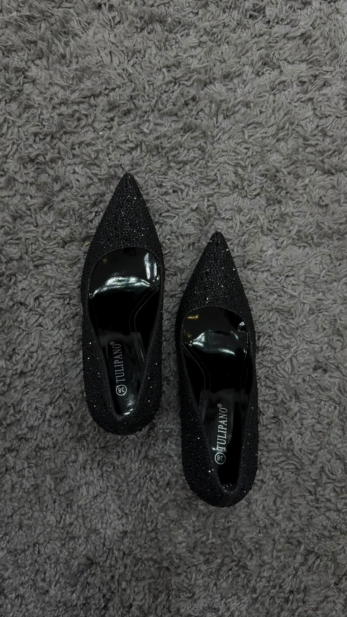 DÉCOLLETÉ LUXURY BLACK