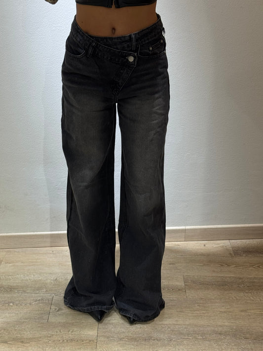 DENIM ASIMMETRICO GREY WIDE