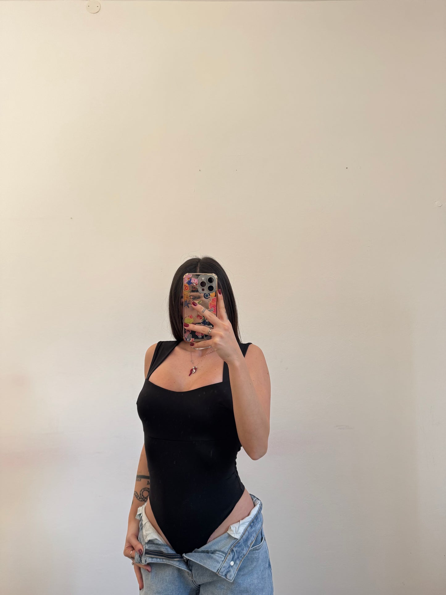 BODY CUT OUT