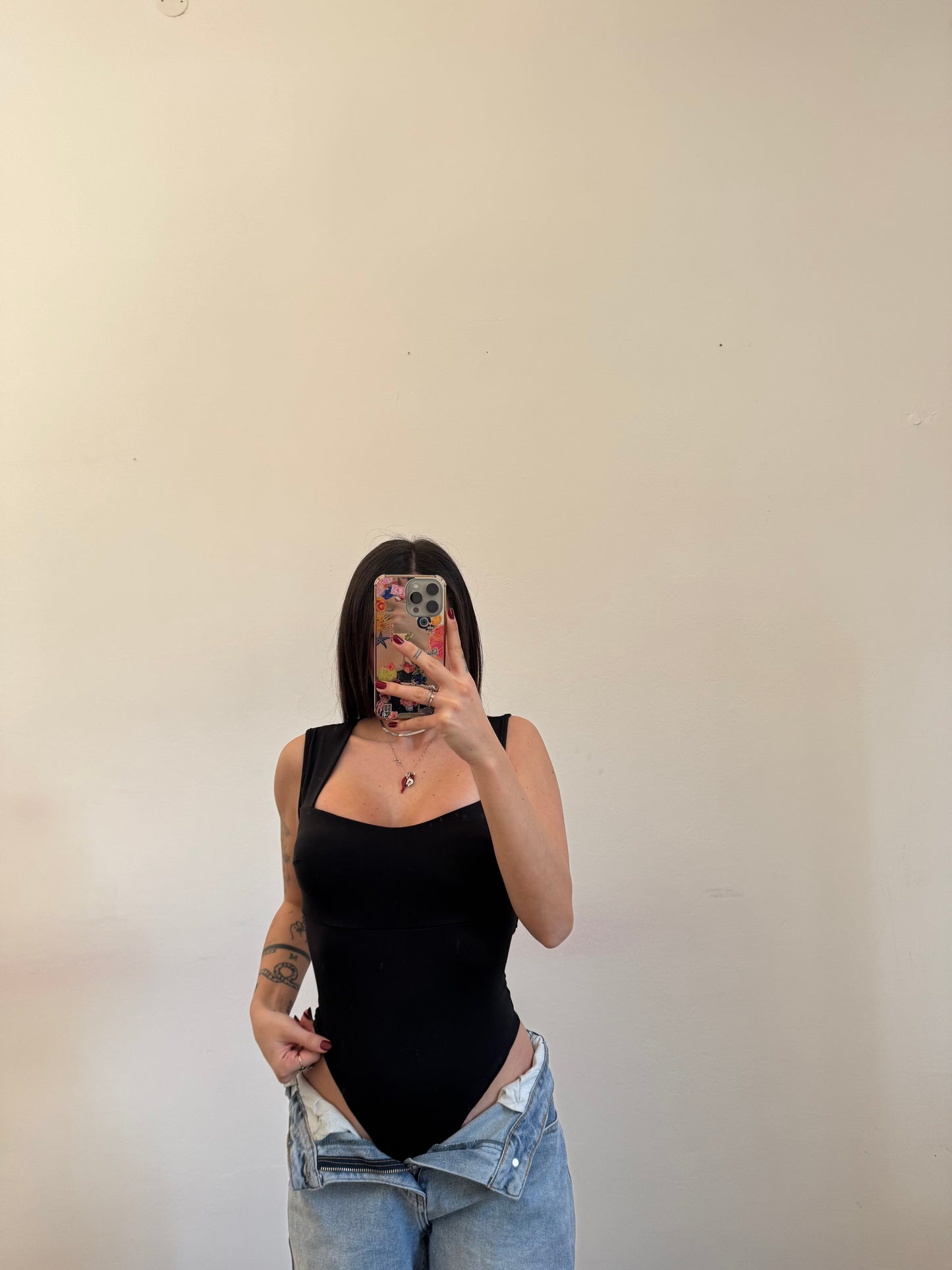 BODY CUT OUT