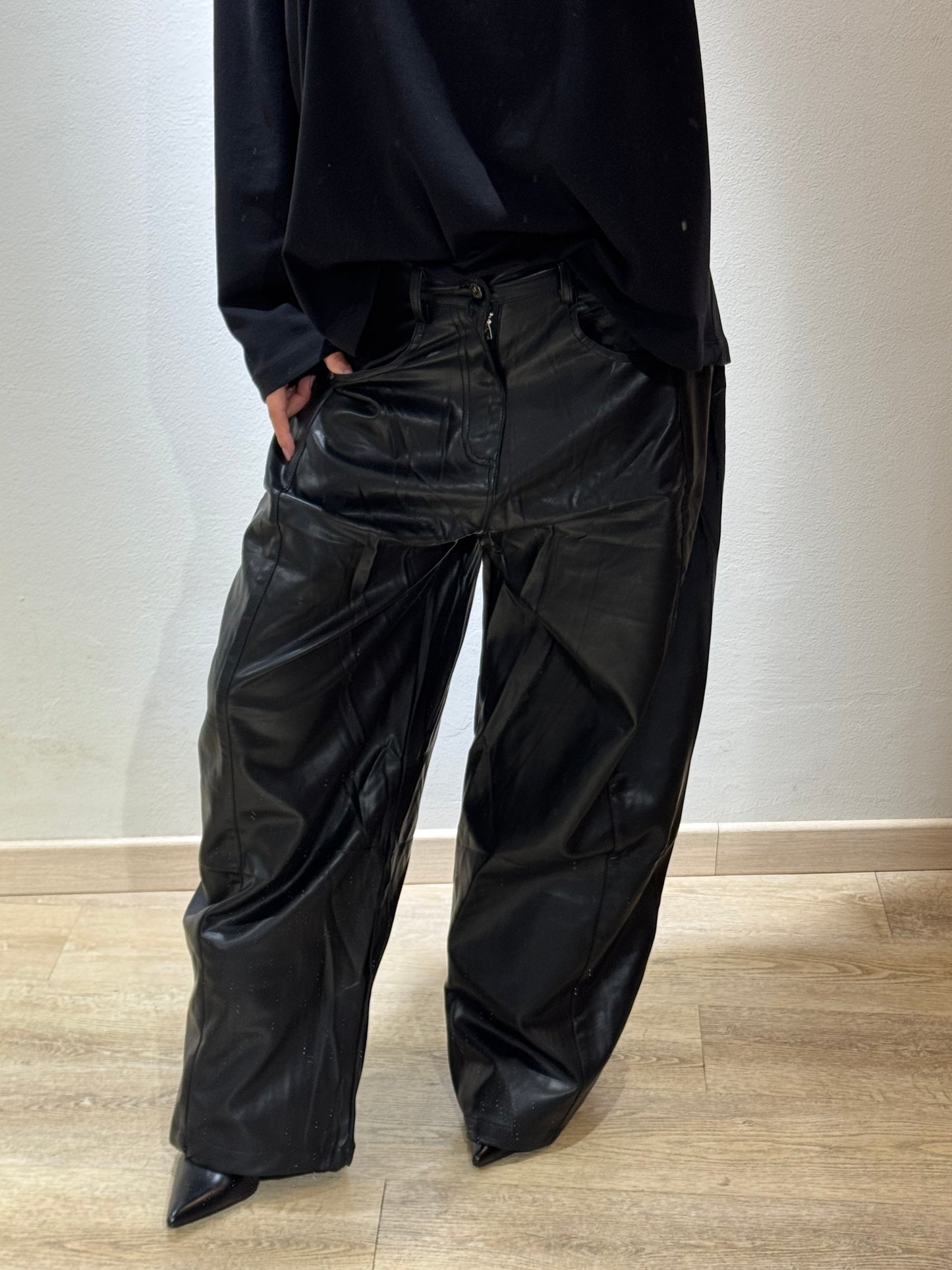 PANTA BALOOON BLACK ECOPELLE