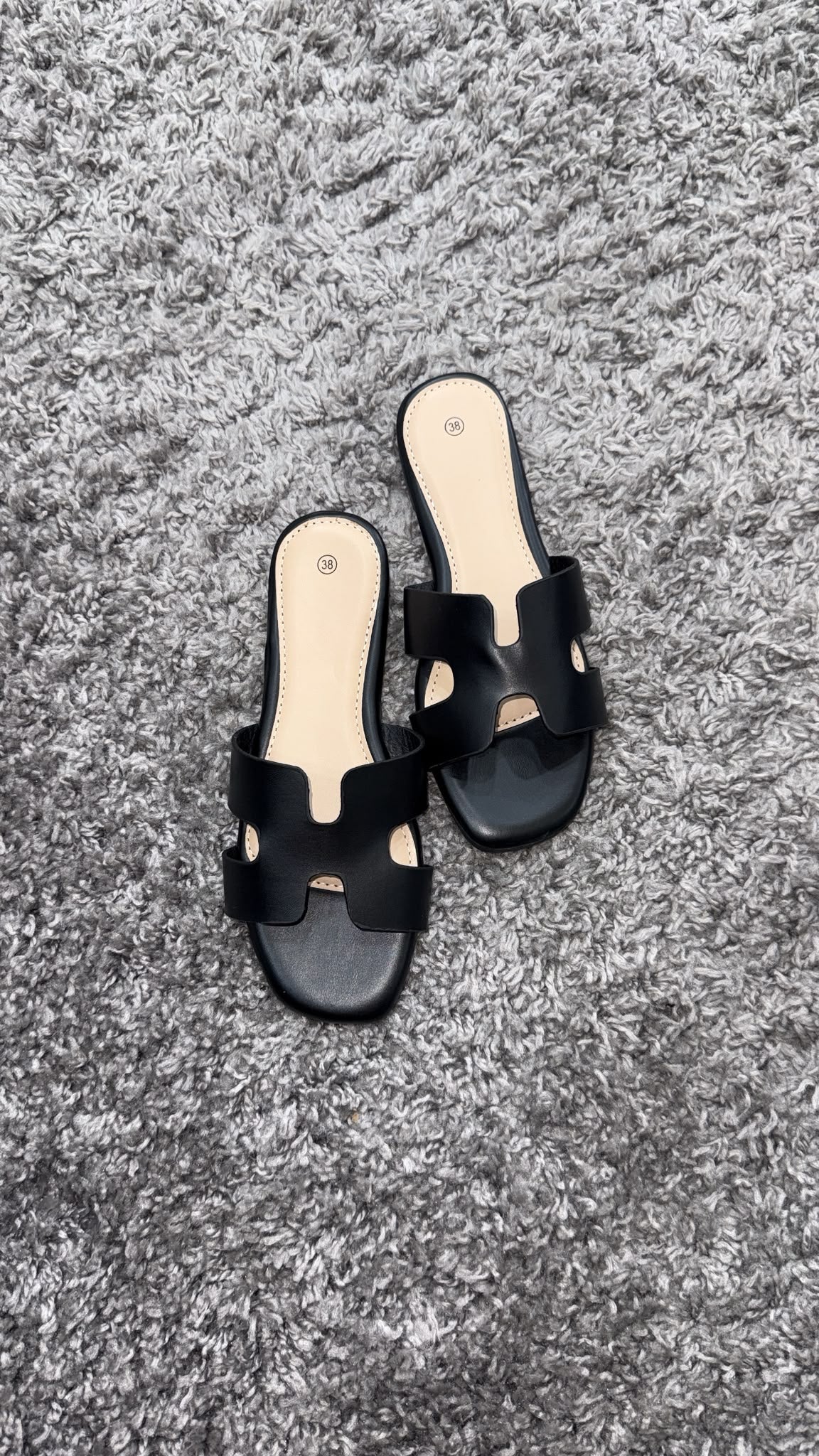 SLIP ON MUST HAVE BLACK