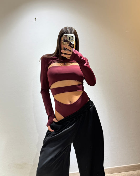 BODY CUT OUT