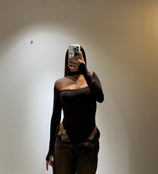 BODY KENDALL