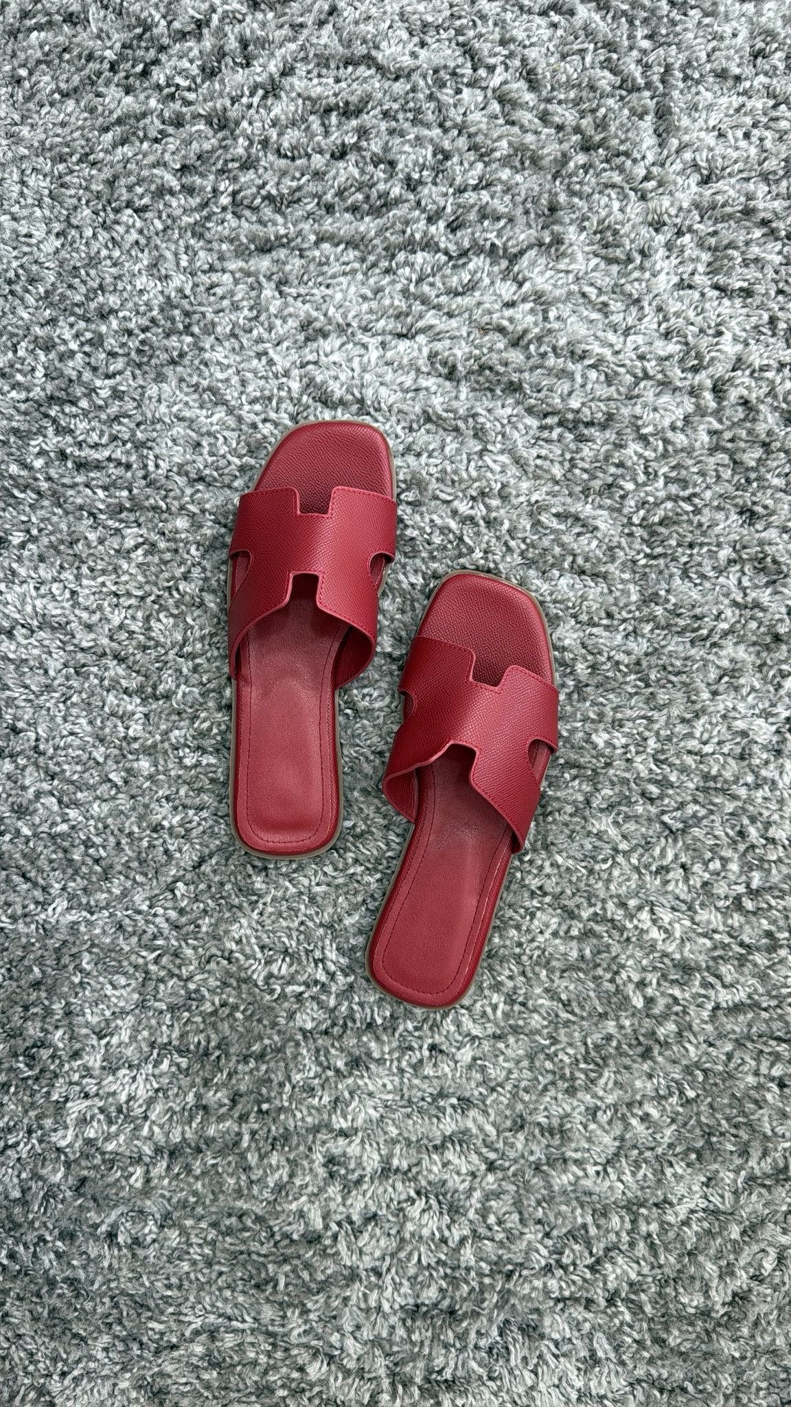SLIP ON MUST HAVE BORDEAUX