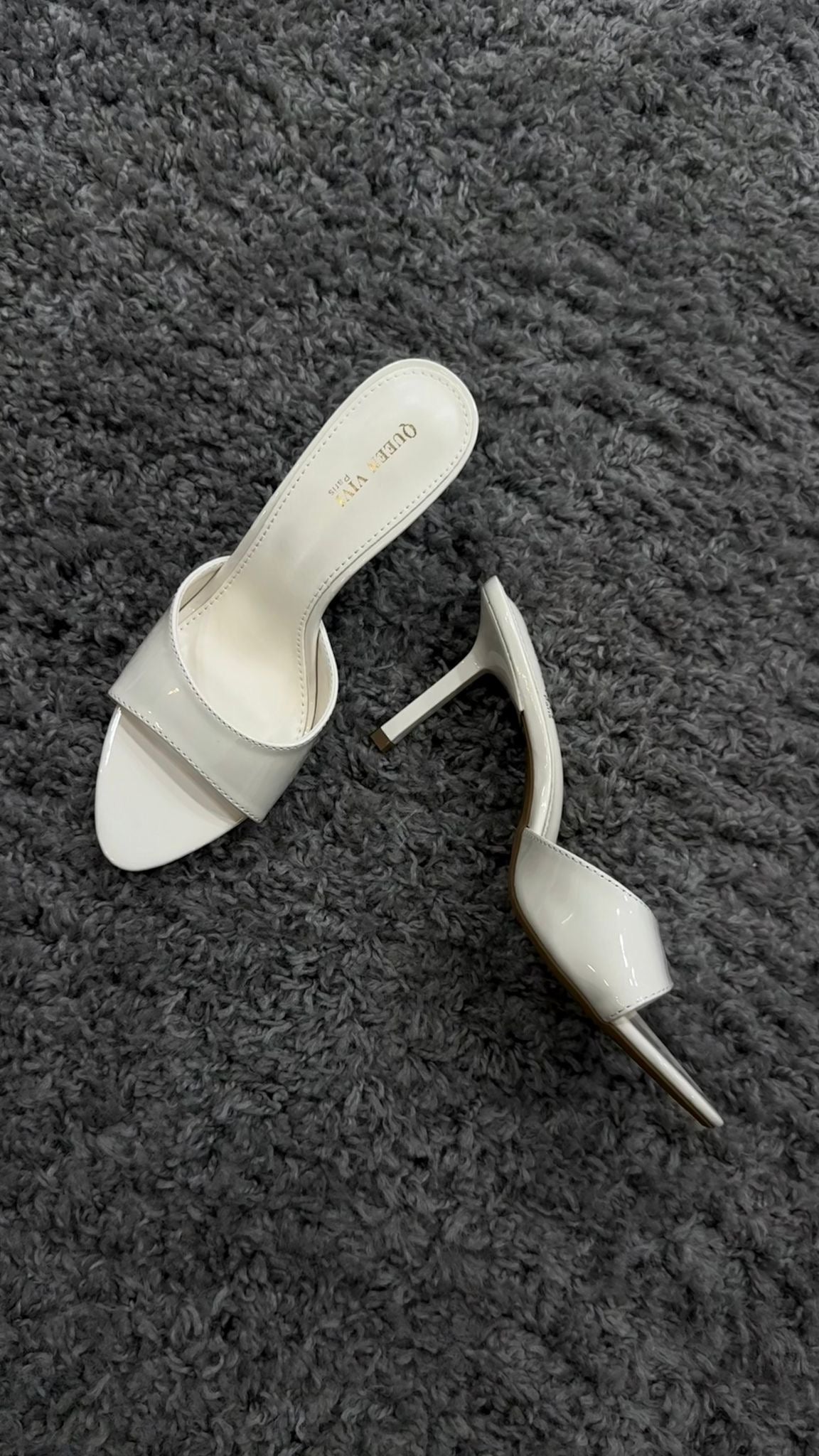 MULES VYNIL PANNA