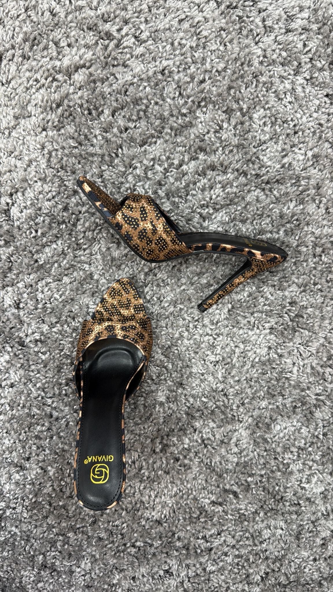DÉCOLLETÉ LUXURY LEO