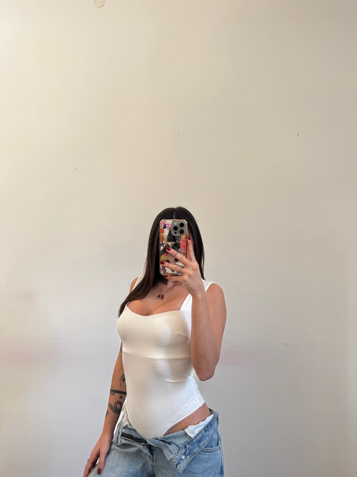 BODY CUT OUT