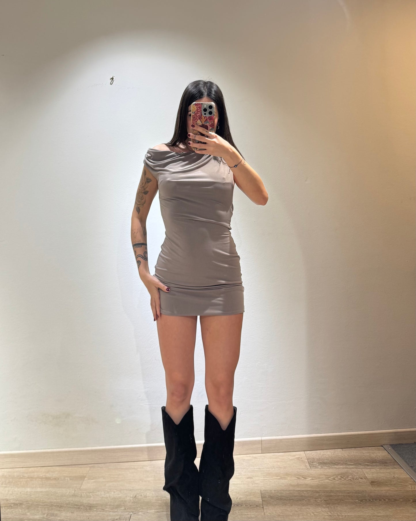 MINI DRESS ASIMMETRICO