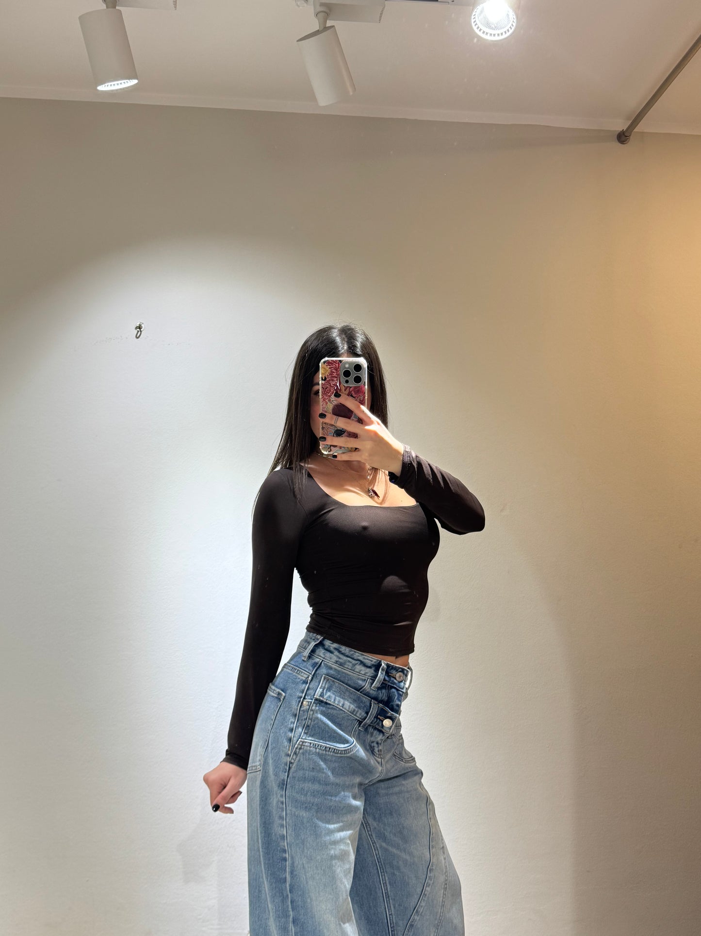 CROP TOP KIM QUADRATO