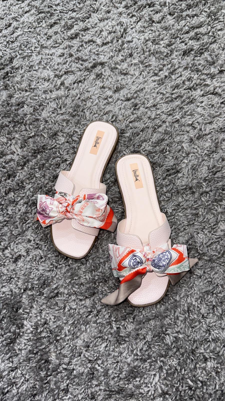 SLIP ON MUST HAVE PANNA
