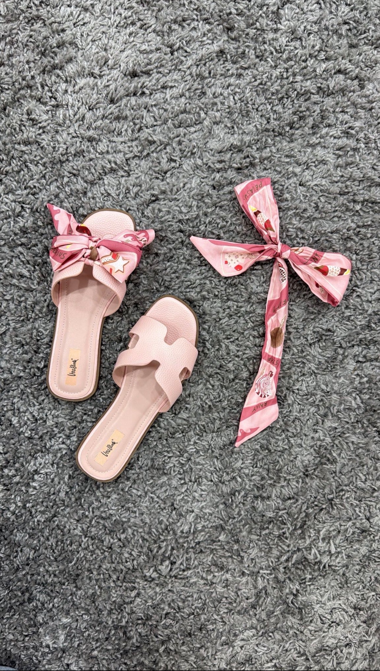 SLIP ON MUST HAVE PINK
