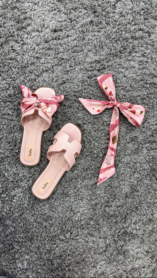 SLIP ON MUST HAVE PINK