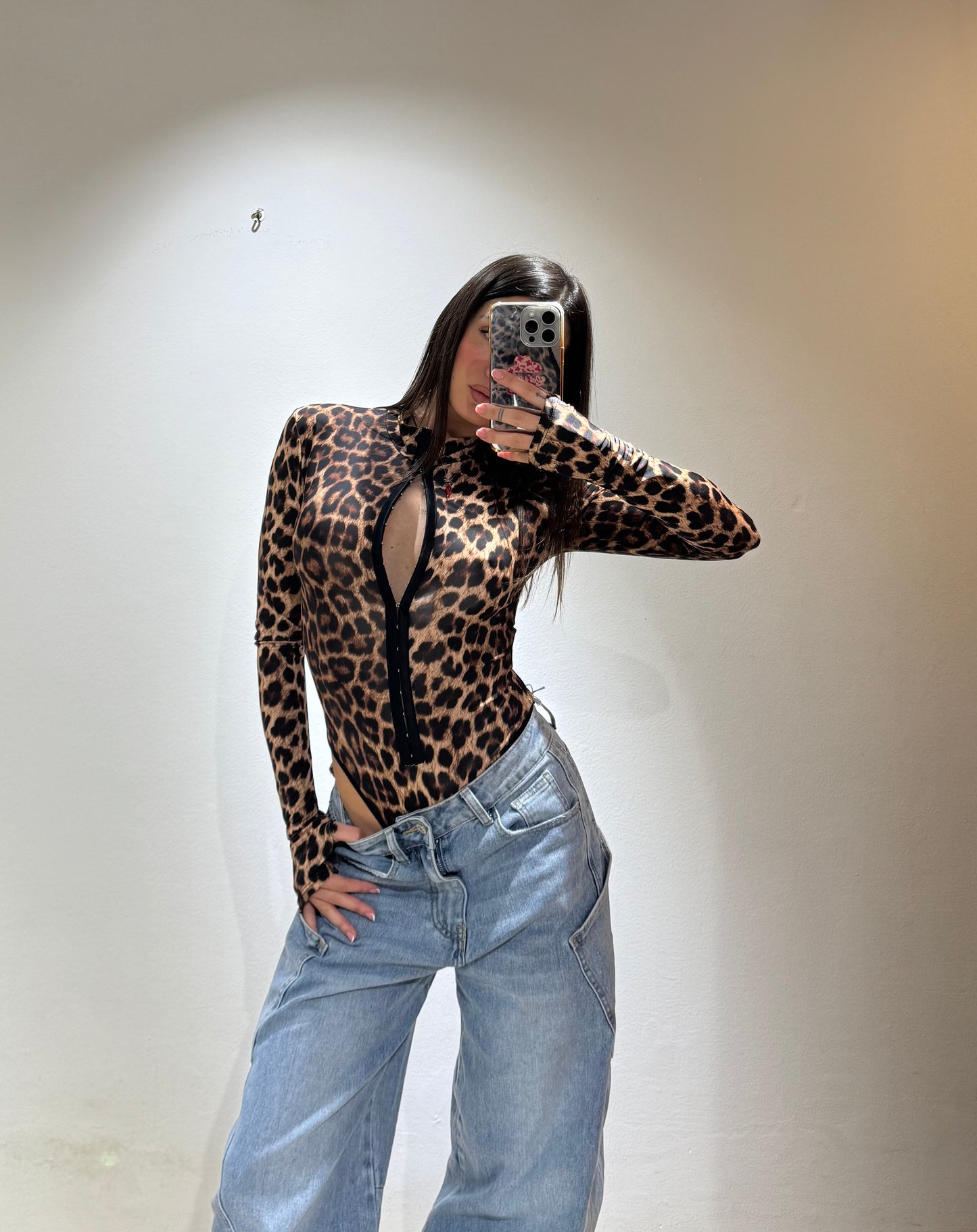 BODY JAPAN LEO