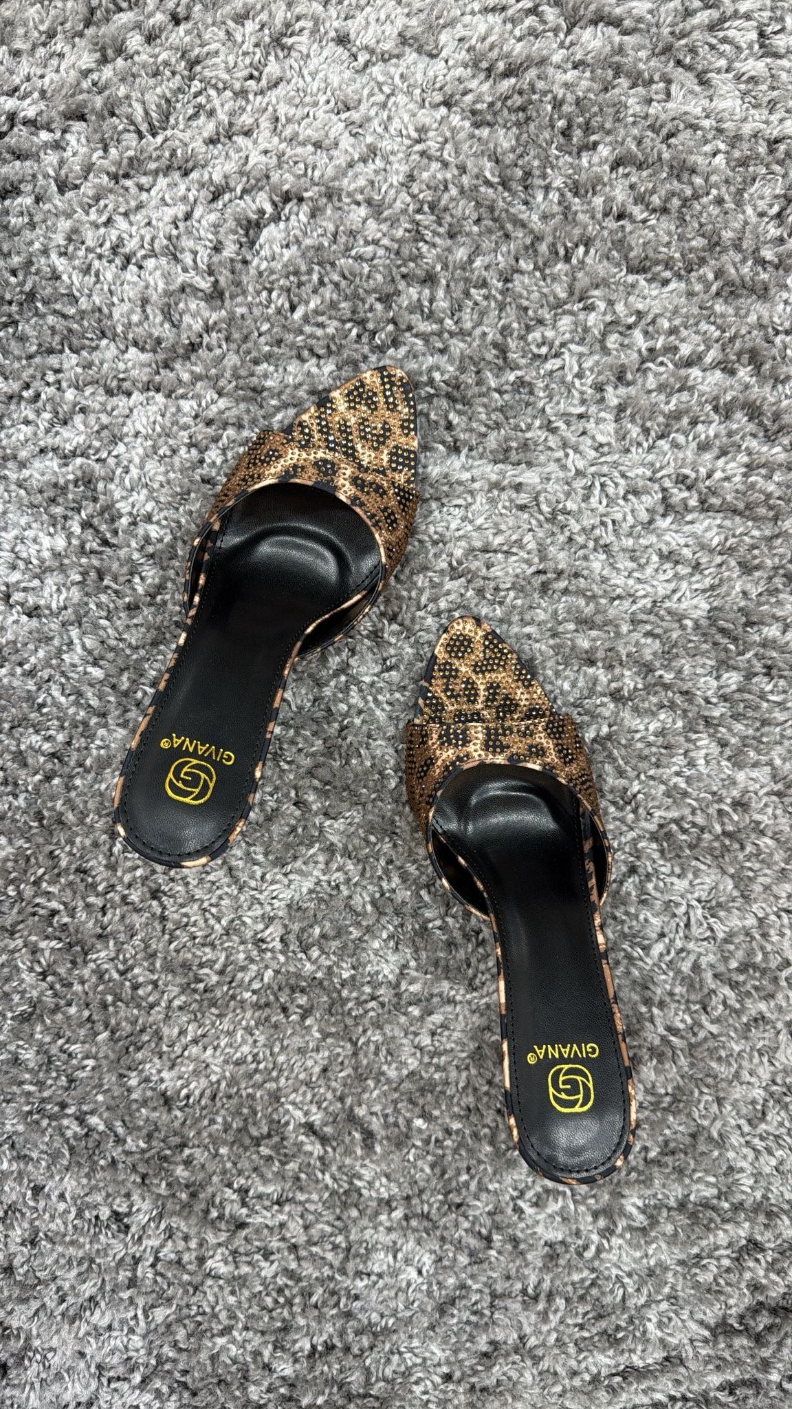 DÉCOLLETÉ LUXURY LEO