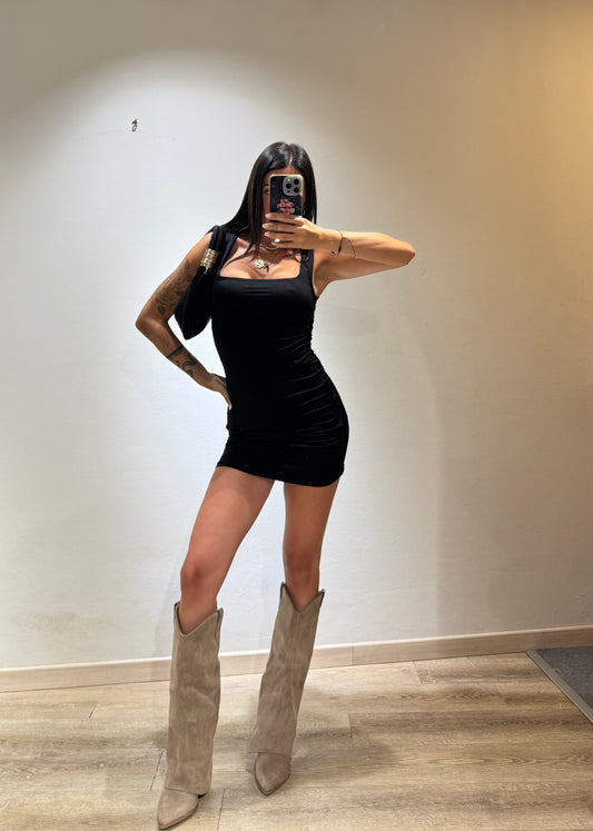 MINI DRESS SCOLLO QUADRATO