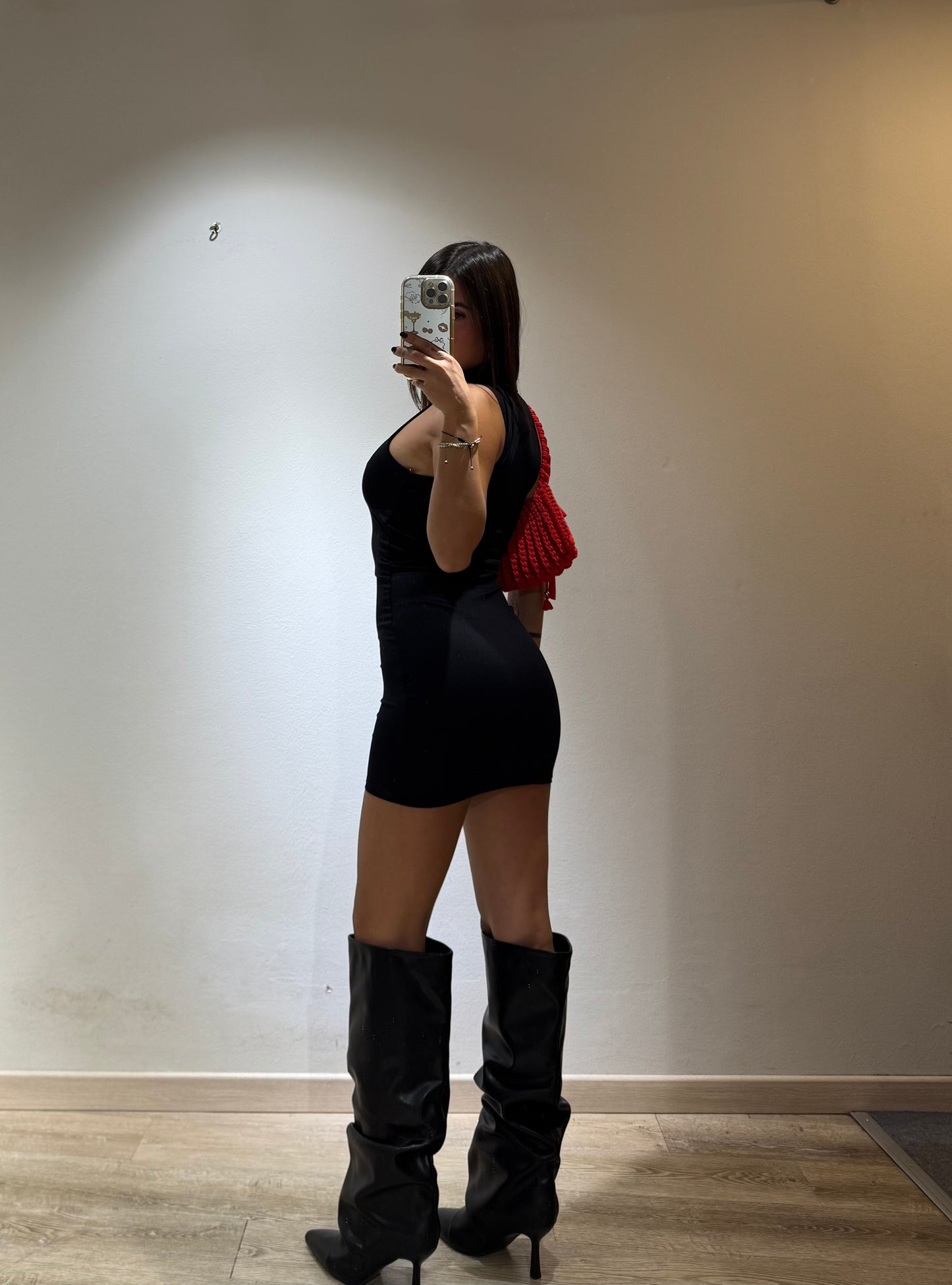 MINI DRESS MUST HAVE BASIC